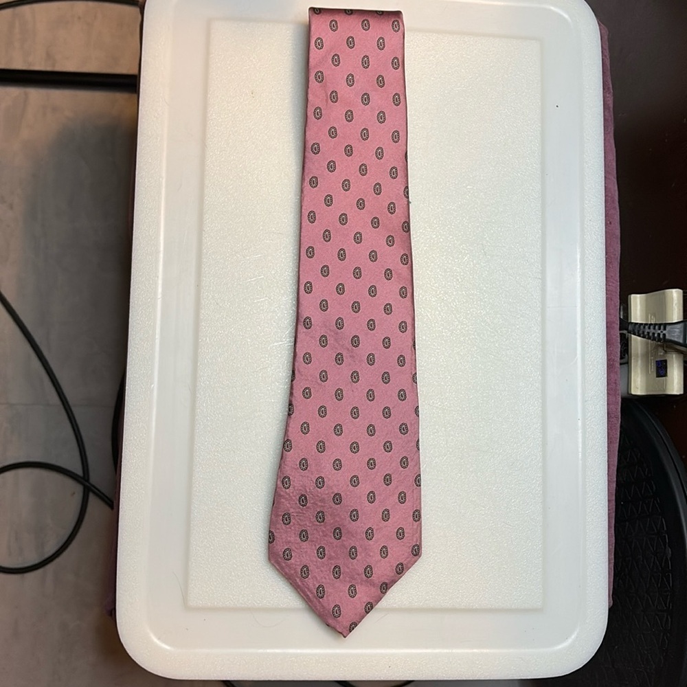 Mario Valentino   Tie  necktie  Men’s Dusty Blush Rose/ red white blue paisley